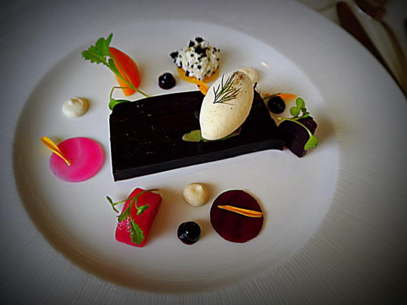 Le Manoir Starter - Luxury Columnist