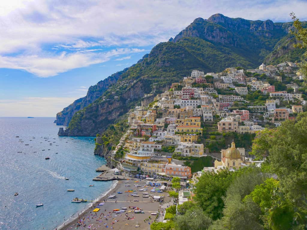 5 Unmissable Places to See on the Amalfi Coast, Italy including Positano