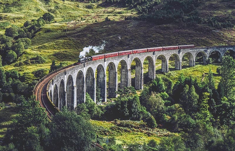 Glenfinnan Viaduct Scotland features in the Harry Potter films