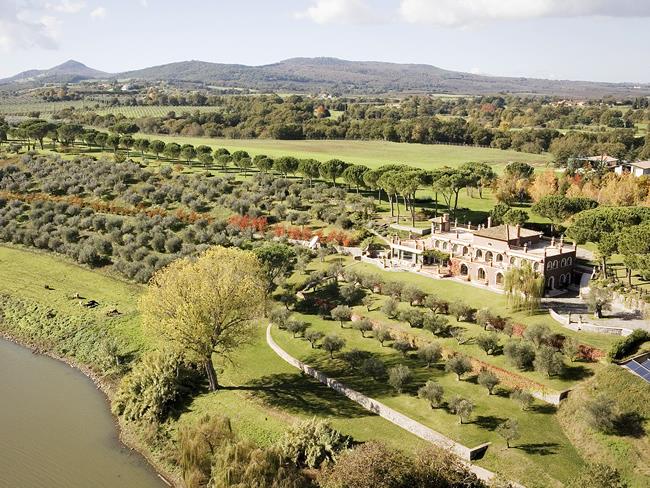 72439-Villa near Rome 1
