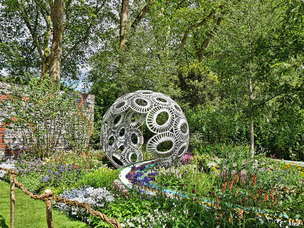east-and-west-garden-chelsea-flower-show