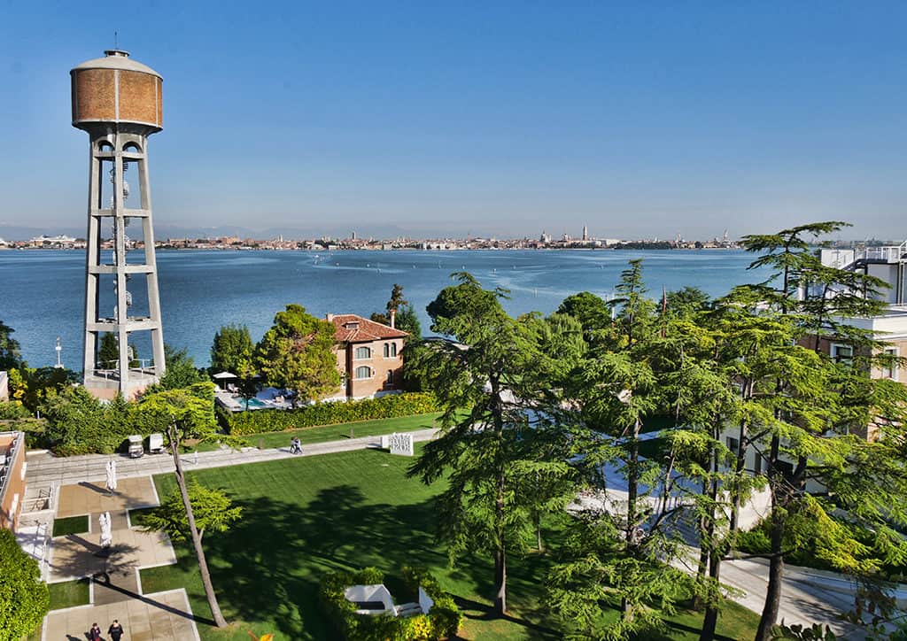 isola_delle_rose_water_tower