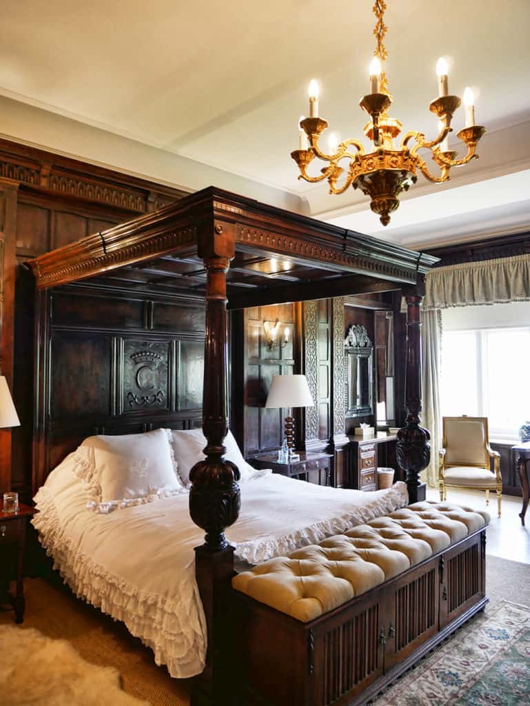 Cowdray Park bedroom, Sussex