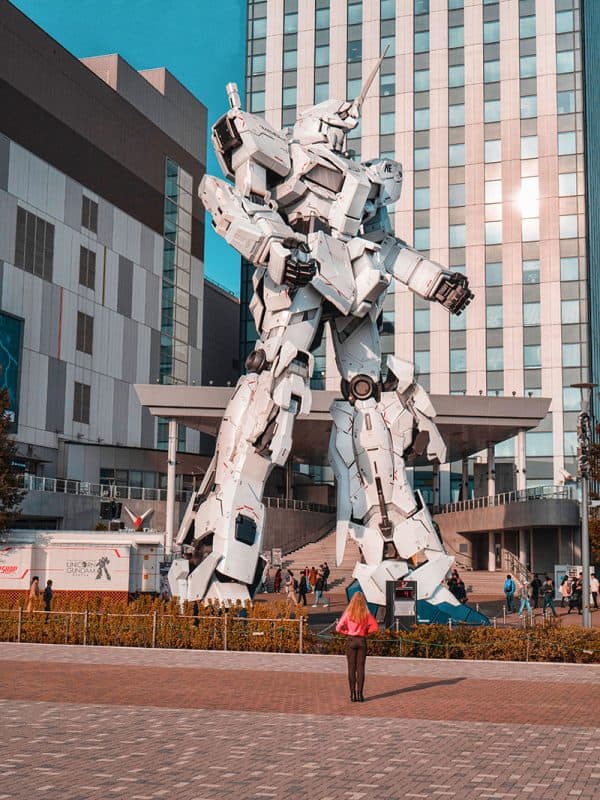 Unicorn Gundam statue in Odaiba, Tokyo, Japan
