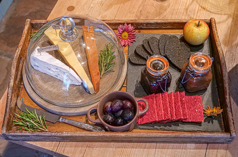 Cheese and wine hamper